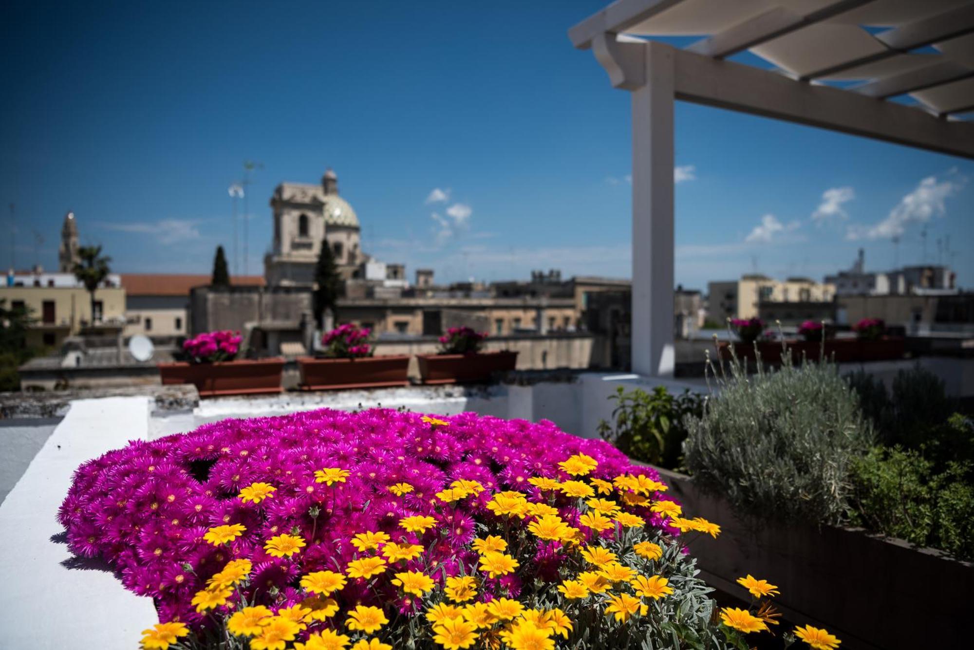 Palazzo Bignami Bed & Breakfast Lecce Exterior photo